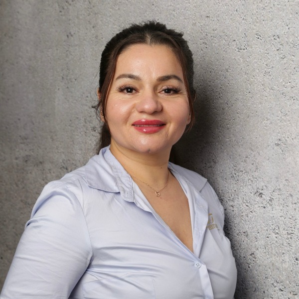 Layla B., Putzfrau in Schwelm