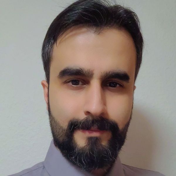 Ehsanolah R., Putzmann in Köln