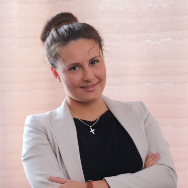 Viktoria L., Putzfrau in Rostock