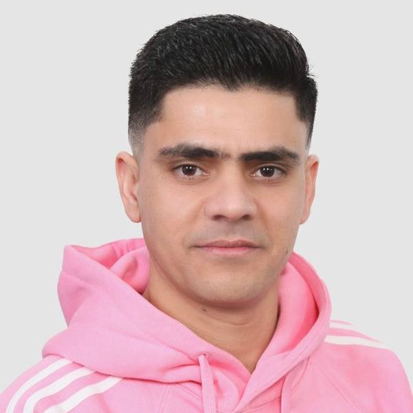 Fazel Akbar A., Putzmann in Frankfurt am Main