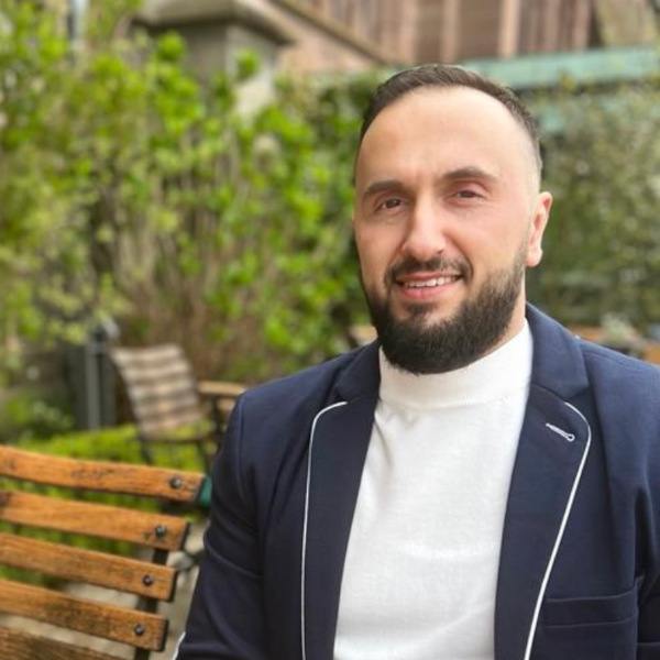 Mergim A., Putzmann in Essen