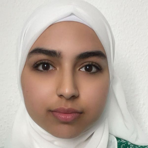 Haya O., Putzfrau in Ludwigsfelde